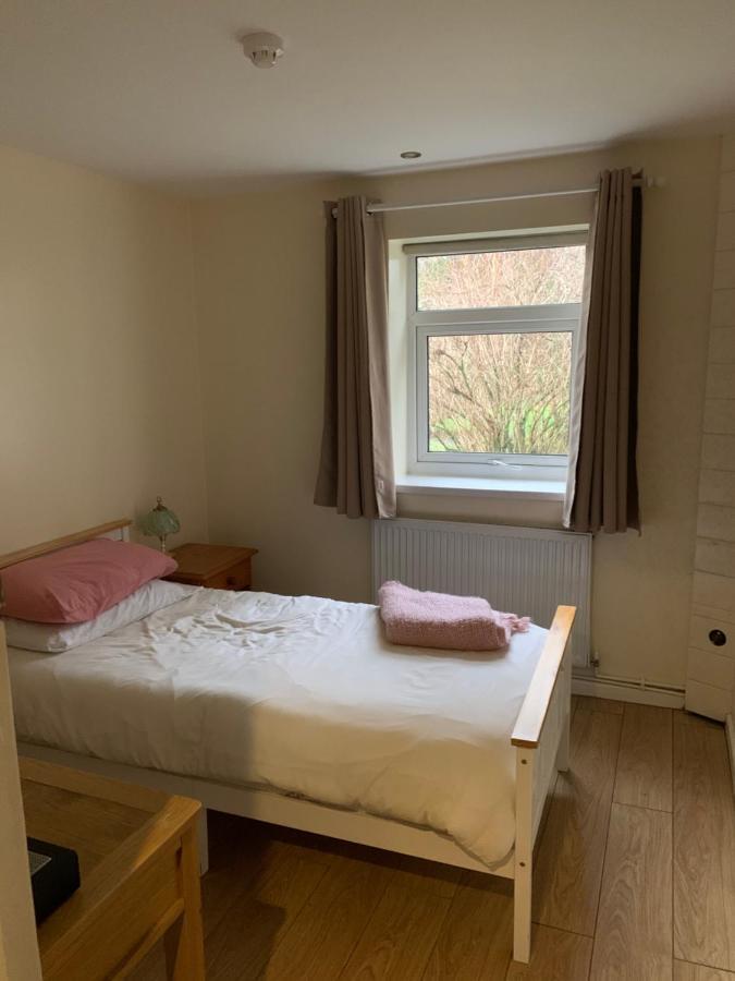 Bed and Breakfast Hafan Y Coed - Haven Of Trees Abercraf Exterior foto